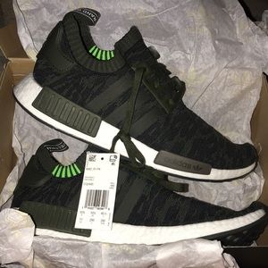 NWT Adidas NMD R1 Primeknit Night Cargo NWT NWT Adidas NMD R1 Primeknit Night Cargo NWT